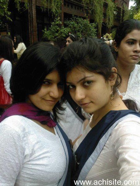 Pakistani Hot And Sexy College Girls Photos Pakistani College Girls