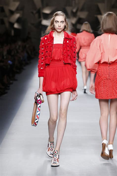 FENDI SPRING SUMMER 2016 WOMEN'S COLLECTION | The Skinny Beep