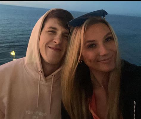 know about austin reaves girlfriend jenna barber and net worth fitzonetv