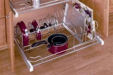 The 5cw2 features independently operating shelves that accommodate a variety of cookware sizes and brands. 36 Inch Pull-Out Cookware Organizer Chrome, 5389-33CR