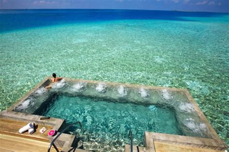20 Most Beautiful Swimming Pools To Swim In Before You Die