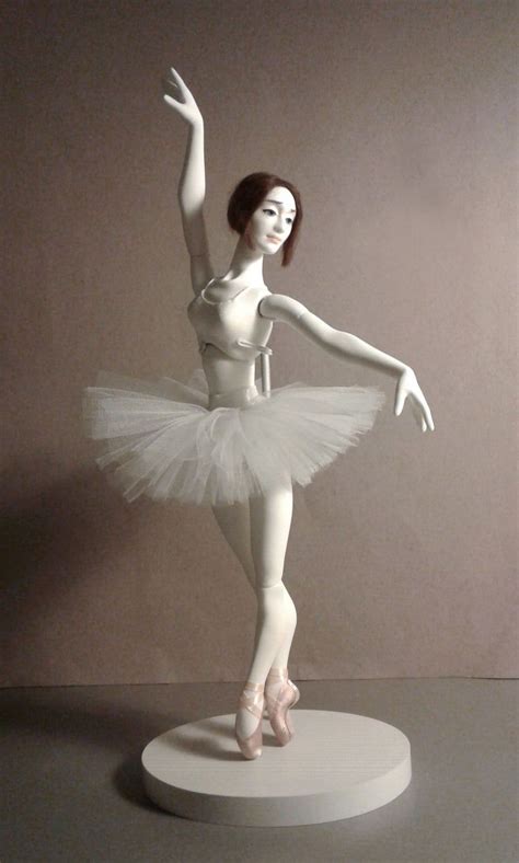 Muñeca Articulada De Bola En La Clase De Ballet 4 Etsy Muñecas De