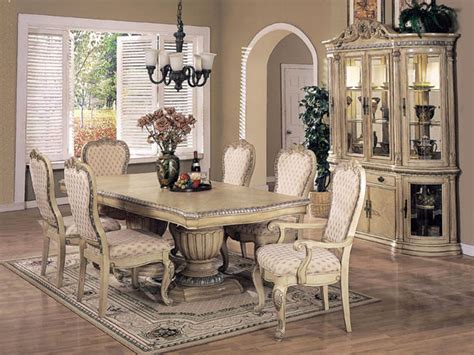 Put modern lamps on an antique sofa table, or vice versa. Vintage Pearl: The Inspiration - The Vintage Dining Room