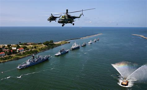 В Петербурге в День военно морского флота пройдет главный морской парад