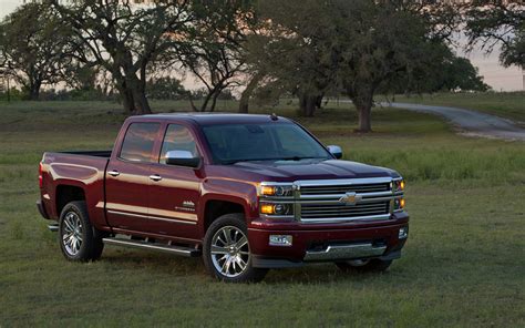 Though its exterior and interior are both a lot fancier than the traditional silverado, the 2014 high country's powertrain remains the same. 2014 Chevrolet Silverado High Country - Red - 3 - 1280x800 ...