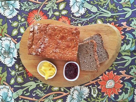 Bread knives are serrated and specially designed to cut loaves of bread without crumbling. How To Stop Barley Bread From Crumbling / 109 Kid Friendly ...