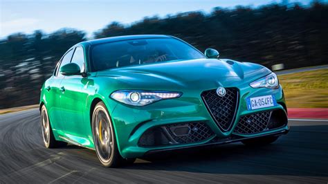 2021 Alfa Romeo Giulia Reviews, Pricing & Specs | Kelley Blue Book