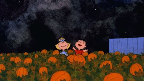 Gather Round The Tv Its The Great Pumpkin Charlie Brown Returns To