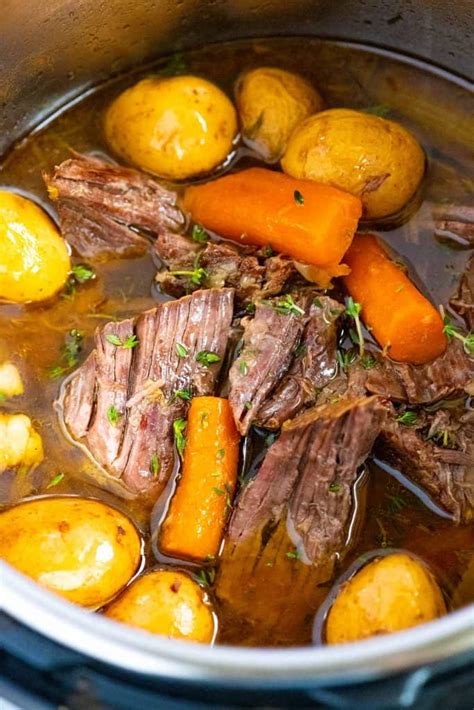 Best Pot Roast Recipe How To Make Classic Chuck Roast In The Oven