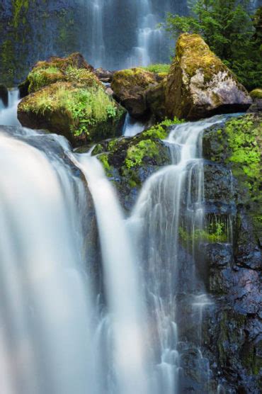 How To Photograph Waterfalls A Beginners Guide