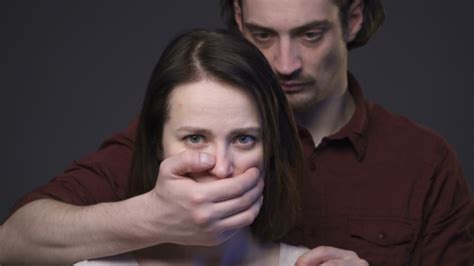 Good asian hands and mouth. Why Does She Stay?- LoveIsConfusing - LoveIsConfusing