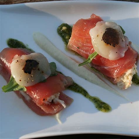 Cannelloni van tonijn met kingkrab bloemkoolcrème en pesto Voorgerecht met vis Eten en