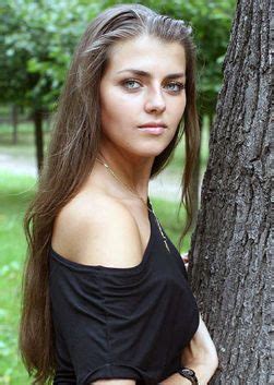 Юдзуру продолжает принимать участие в чемпионатах юниоров, и в 2010 году получает золотую медаль. Евгения Лапова - биография актрисы, фото, личная жизнь ...