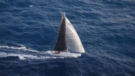 450000 Nz Racing Yacht Abandoned Left To Drift In Pacific After Keel