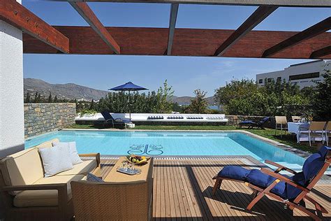 elounda beach hotel in kreta griekenland zonvakantie sunweb