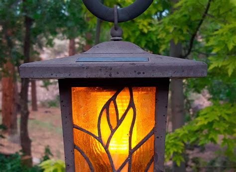 Top 5 Decorative Outdoor Hanging Solar Power Lanterns 2021 Cozy Minds
