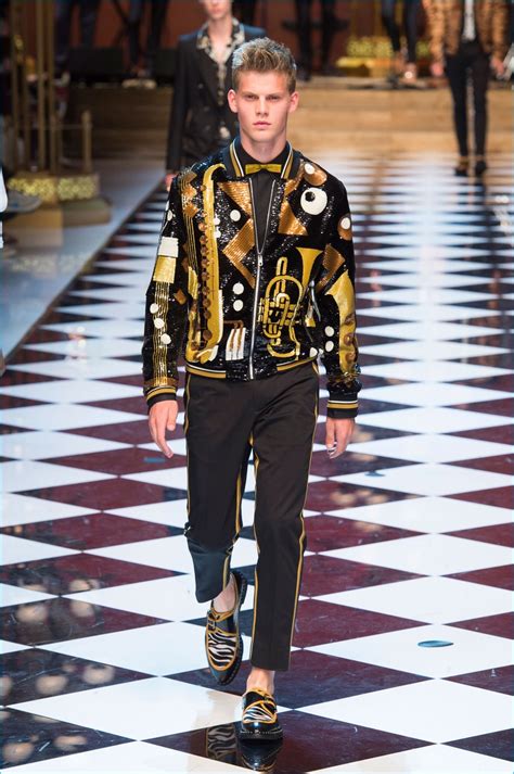 Dolce And Gabbana 2017 Springsummer Mens Runway Collection