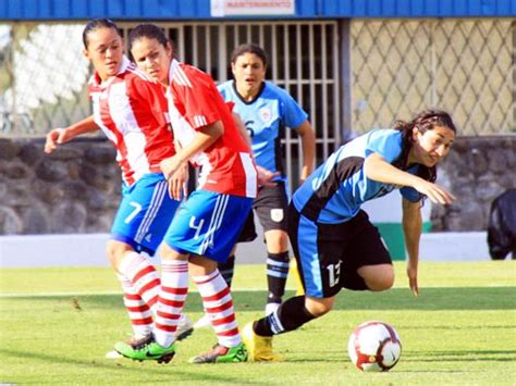 {{ mactrl.hometeamperformancepoll.totalvotes + mactrl.awayteamperformancepoll.totalvotes }} votes. Paraguay vs Uruguay | En el estadio Jorge Andrade Cantos ...