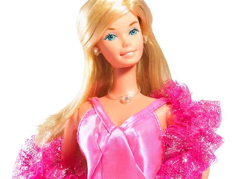 30 Of The Most Popular Barbie Dolls Of All Time 24 7 Wall Chegos Pl