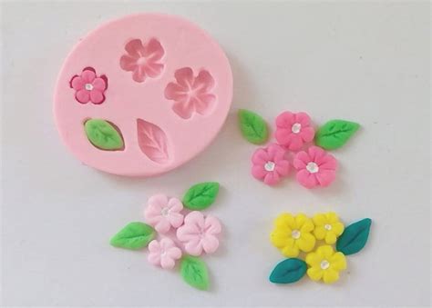 molde de silicone para biscuit mini flores 2 unidades elo7