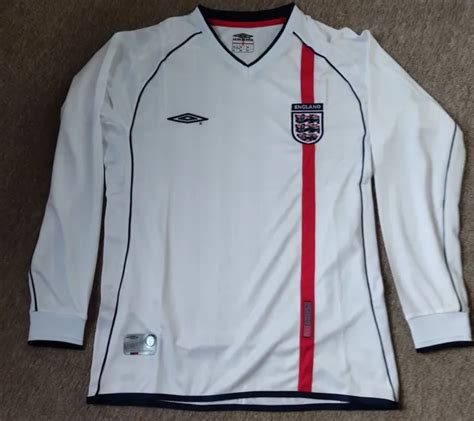 2002 England Home Retro Football Shirt Size Medium Long Sleeve Mens