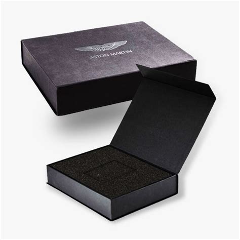 2 Main Options For Custom T Card Packaging Boxes