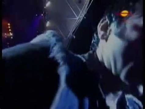 Fear of the dark (harris). Iron Maiden Fear Of The Dark Live Rock In Rio 2001 - YouTube