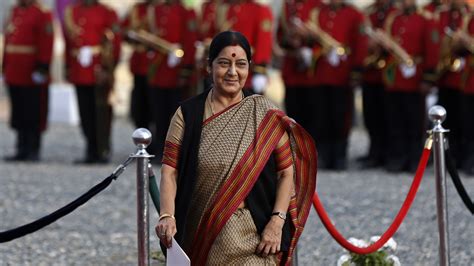 sushma swaraj facts तेज तर्रार राजनेता सुषमा स्वराज से जुड़ीं दिलचस्प बातें