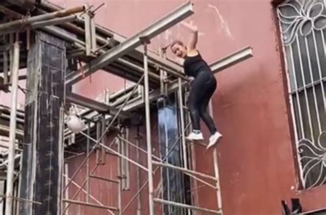 yassi pressman climbs the 3rd floor of her under construction house showbiz chika