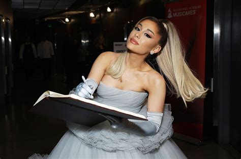 Ariana Grande Debuts Blonde Hair Ahead Of Playing Glinda In ‘wicked