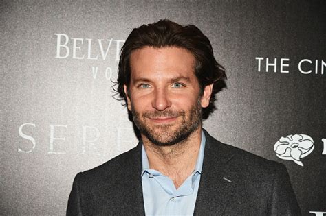 Bradley Cooper Is In Talks To Direct A Remake Of A Star Is Born Time