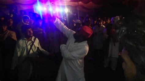 Dhol Dancepakistani Weddingdoodh Rirkan Sajre Sajreold Man Dance