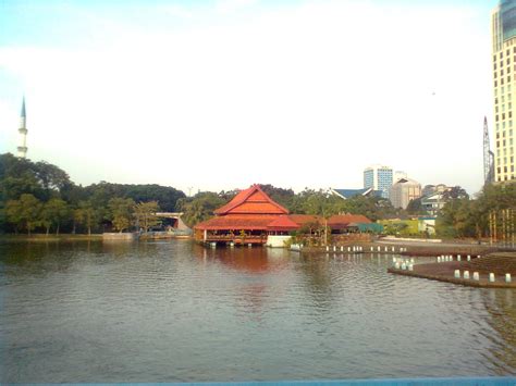 Whats In The Mind Is What I Thought Suasana Di Taman Tasik Shah