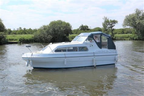 Viking 22 Wide Beam For Sale Norfolk Yacht Agency Nyh63831