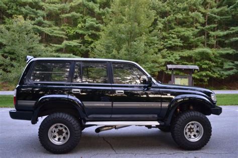Stay tuned, we are working on it! 1980 Toyota Land Cruiser 80 Turbo Diesel RHD for sale: photos, technical specifications, description