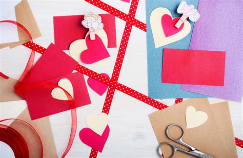 15 Heart-Themed Kids Crafts for Valentine's Day - SheKnows