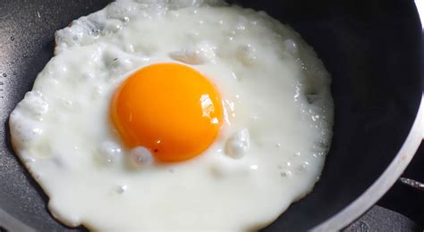 El Secreto Para Hacer Un Huevo Frito Perfecto Buenazope