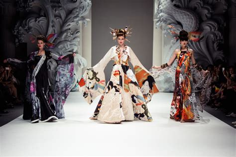 Modern Japanese Fashion Design Sharee Manthe