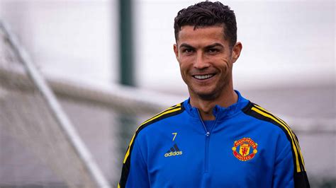 Cristiano Ronaldo Picks His Man Utd Player Of The Month Award For