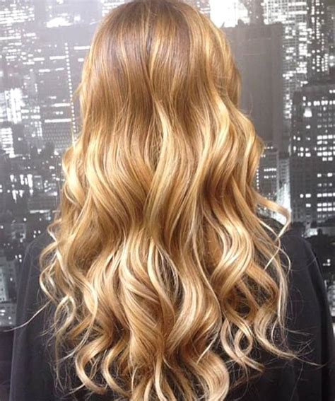 Some of the dreamiest blonde hair hues can be described as a 'warm blonde'. golden-blonde-hair | Ecemella