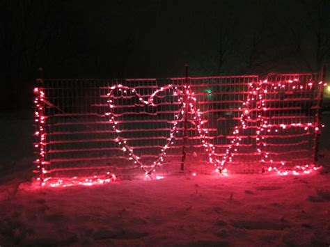 41 Awesome Valentine Backyard Ideas Valentines Outdoor Decorations