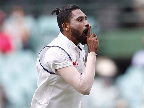 Australia Vs India Third Test Mohammed Siraj Tears National Anthem