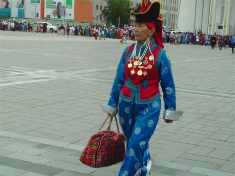 Heart In Mongolia Deeltei Mongol Mongol In Deel Festival Of