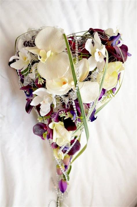 36 Best Heart Shaped Bouquet Images On Pinterest Wedding Bouquets