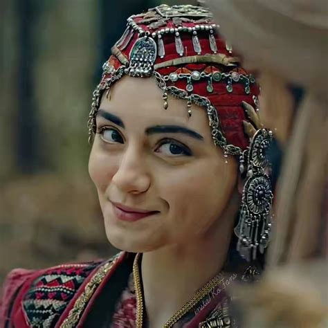 Bala Hatun Bala Hâtun Râbia Bala Hâtun Ozge Torer Özge Törer Turkish Women Beautiful