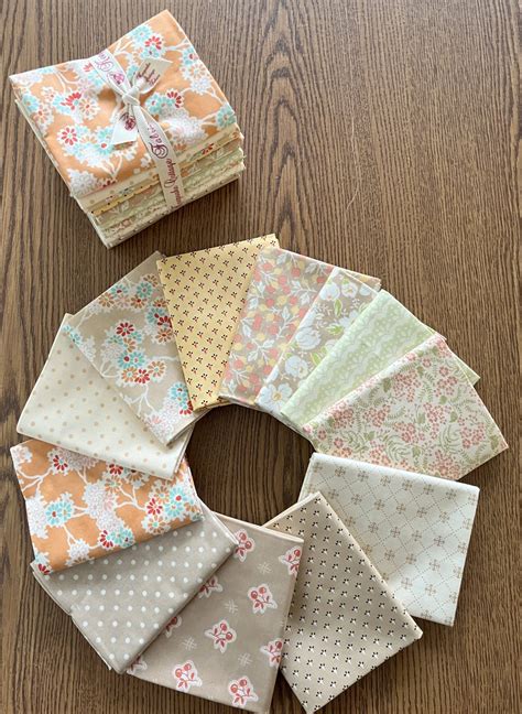 Fall Fig Tree Favorites Fat Quarter Bundle