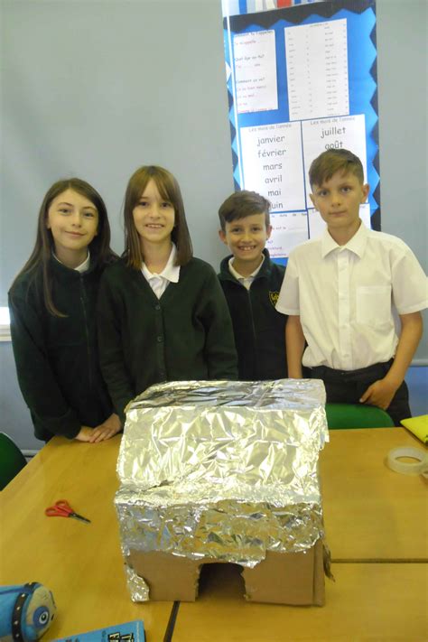 Year 6 Ww2 Anderson Shelters Wickford Primary School