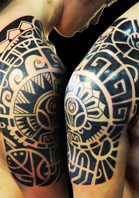 ¡qué buen desempeño de un tatuaje tiki! 260 Tatuajes Maories para Hombres diseños y significados