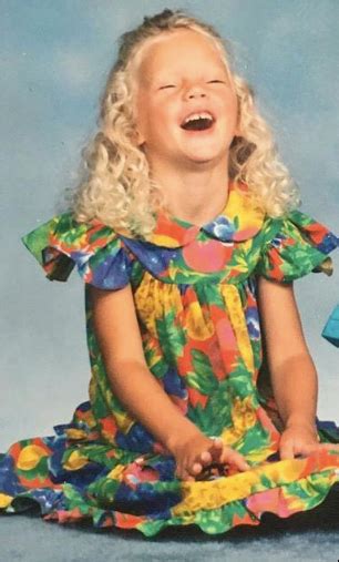 23 Sweet Rare Taylor Swift Childhood Photos Nsf News And Magazine