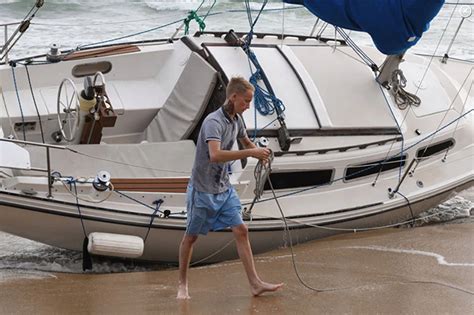 Sailboat Runs Aground One Day After Being Purchased Cruising Compass